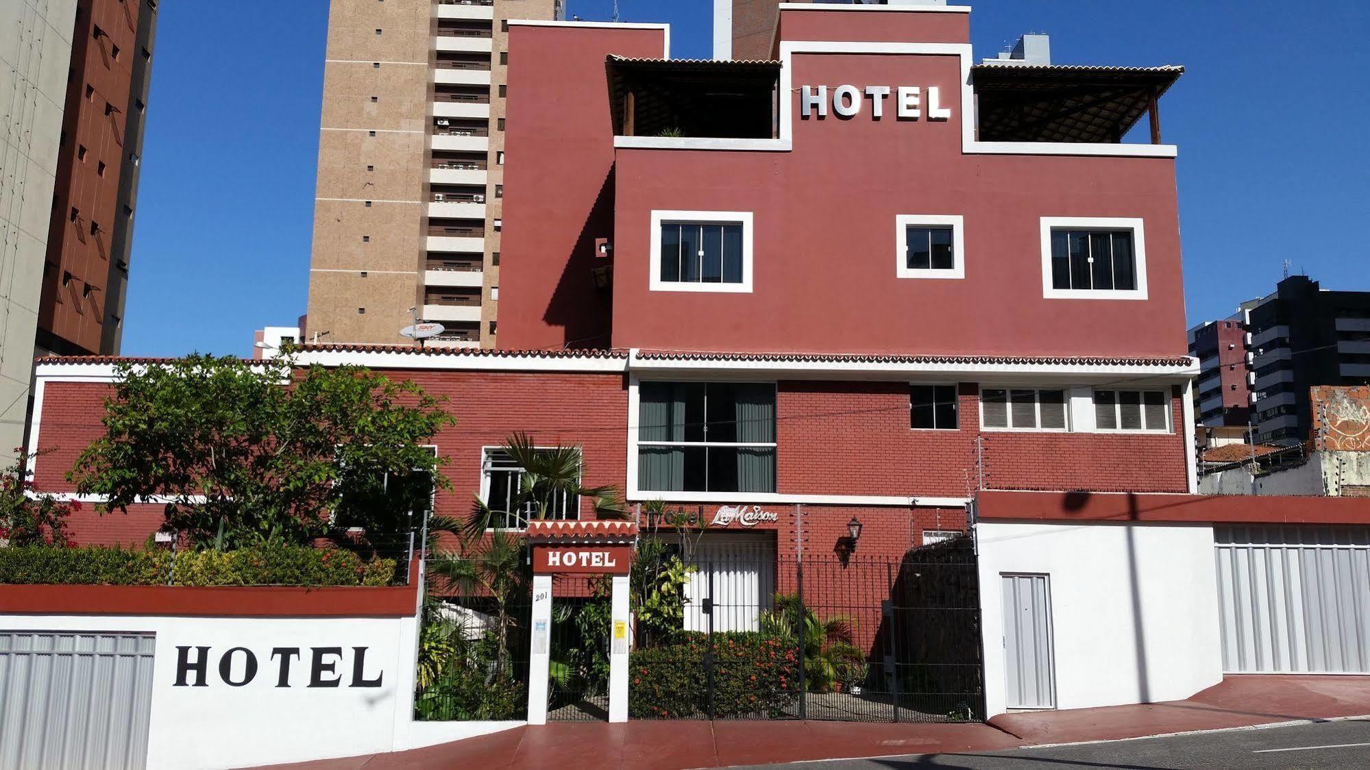 פורטאלזה Hotel La Maison Du Monde מראה חיצוני תמונה